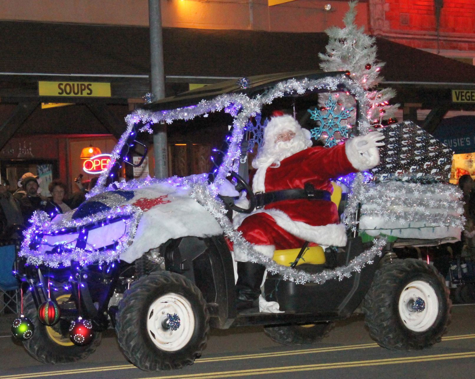 2016 Calistoga Lighted Tractor Parade